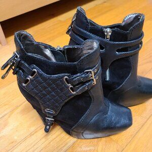 Sam Edelman black booties